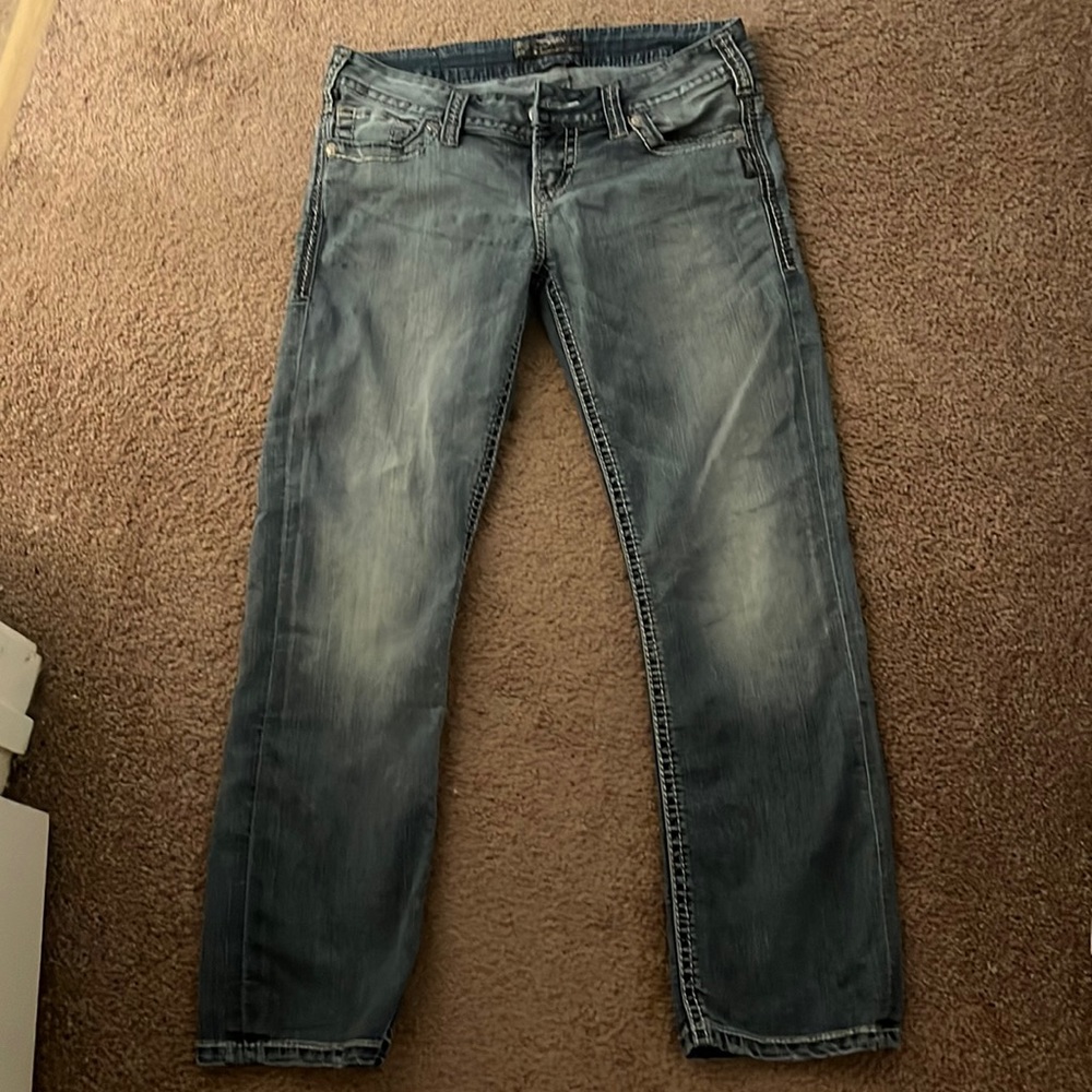 Silver santorini capris size 29. Excellent condition.